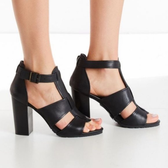 Anthropologie Shoes - Anthropologie M4D3 Mara Block Heel Sandals 9